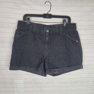 DEMOCRACY HIGH WAIST ROLLED CUFF BLACK RINSE SHORTS, SZ 12